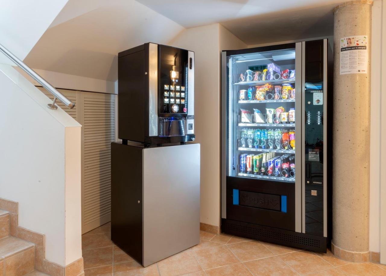 Wn Rooms Wiener Neustadt Ngoại thất bức ảnh